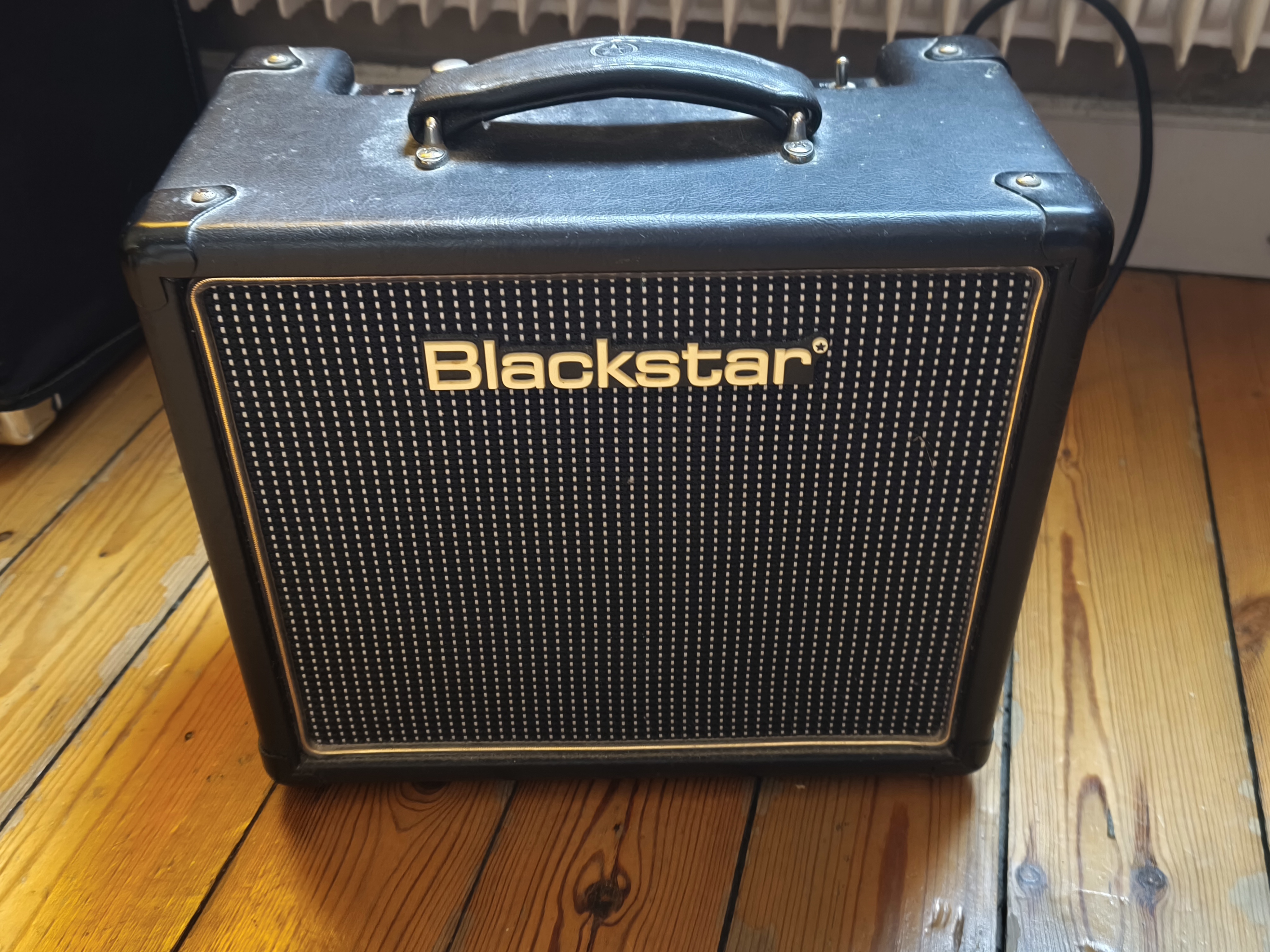 BlackStar HT1